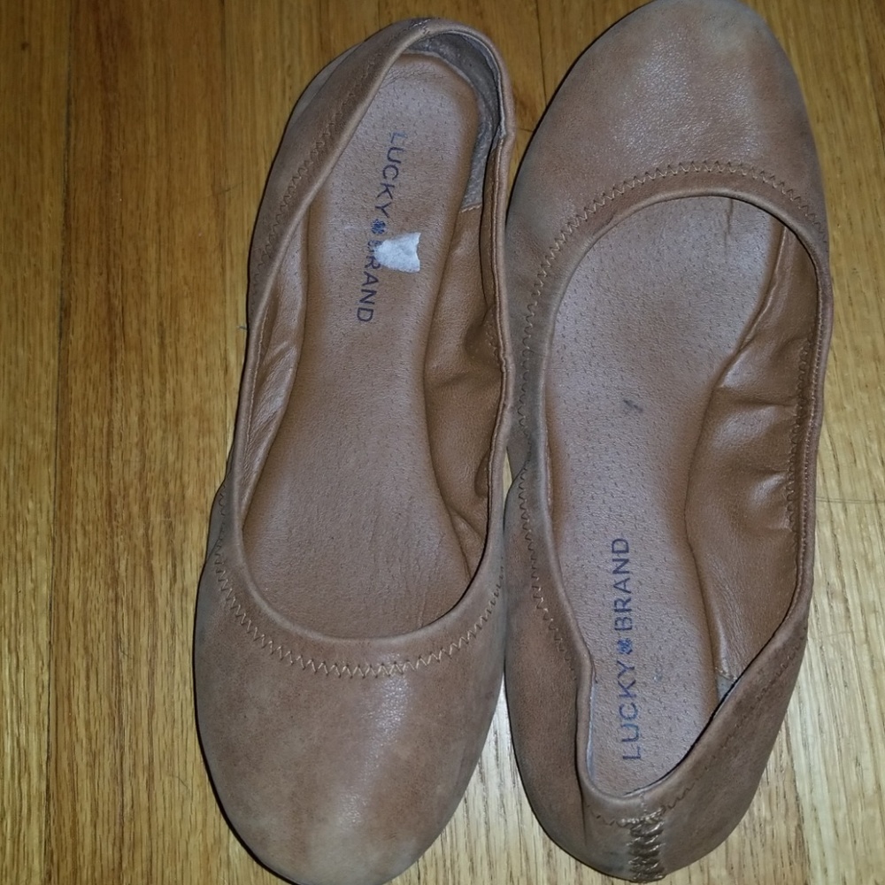 Lucky Brand Leather Round Toe Flats